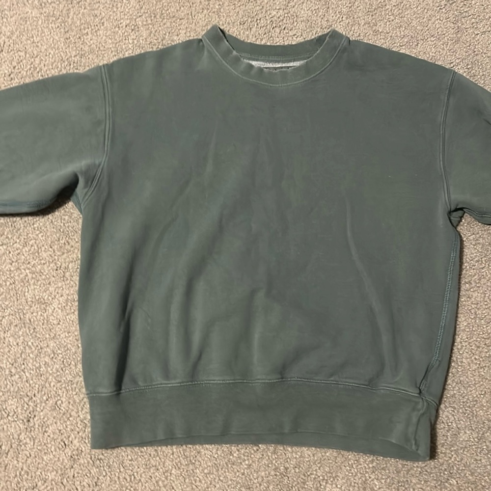 American Eagle crewneck xs